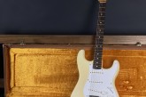 FSR Fender Special Run American Vintage Thin Skin 59 Stratocaster White Blonde.jpg